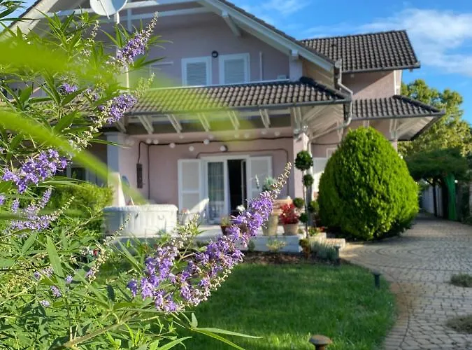 Villa Scamard