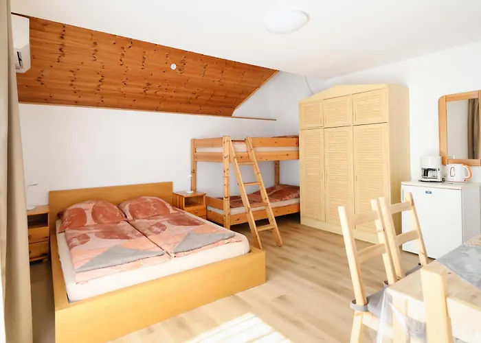 Molnar Apartman Zamardi